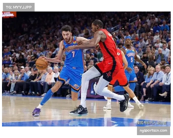 雷霆第三节发力奠定胜局 霍姆格伦25分8篮板表现全面